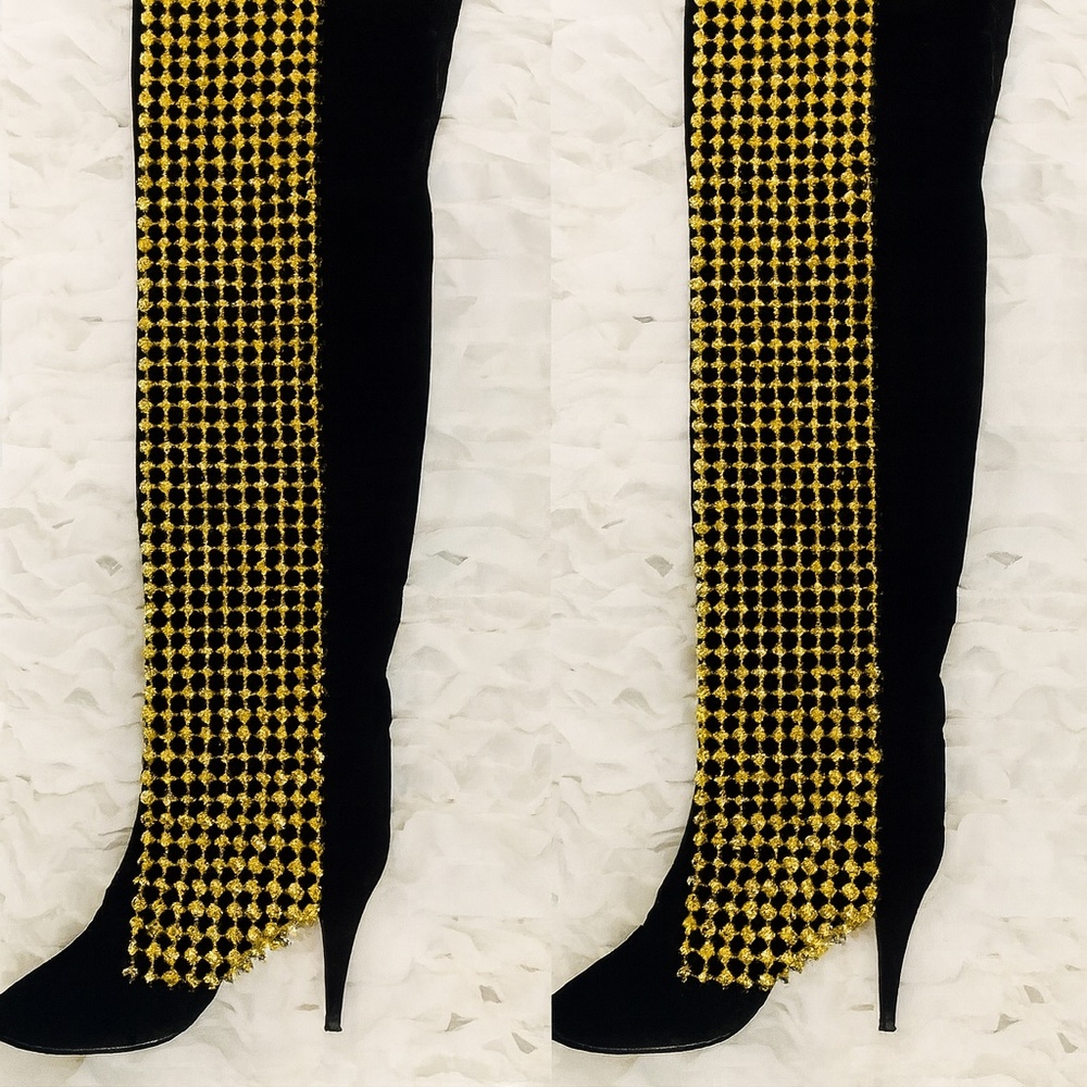 Pointed Black Boot - image 2